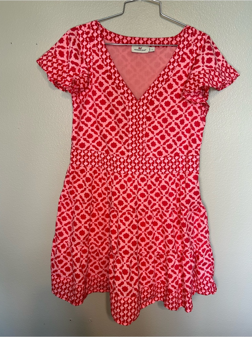 Vineyard Vines Pink & Red Geometric V-Neck Dress Size Small Preppy Vacation